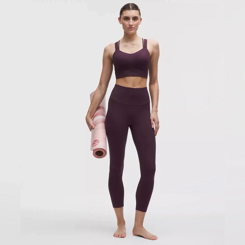 lululemon 25 inch Black Plum Size 2